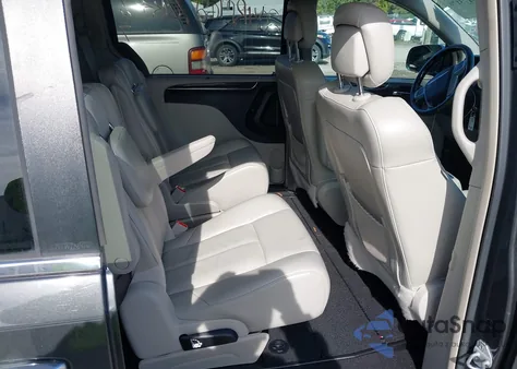 2012 Chrysler Town & Country Limited z USA, uszkodzony, nr VIN 2C4RC1GG7CR257447